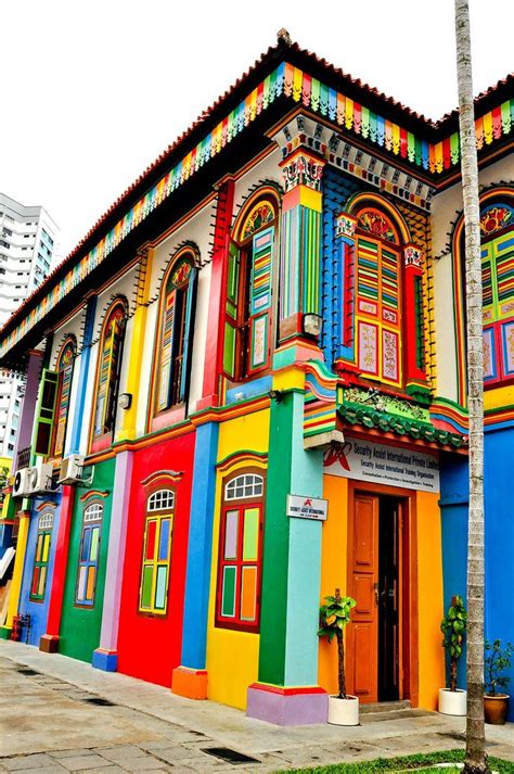 Flickrptbth8p Colorful Building In Singapore Colors Of The