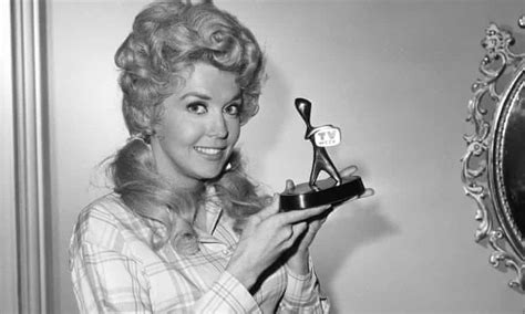 Donna Douglas Of Beverly Hillbillies Fame Dies At Age 82 Us Television The Guardian
