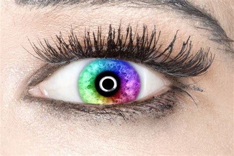 Change Your Eye Color With Colored Contact Lenses The Frisky