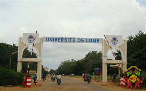 De lomé, universite de lome, université du togo, université de lomé, université du bénin (fr); Grogne des étudiants au Togo: l'Université est fermée - TogoCouleurs
