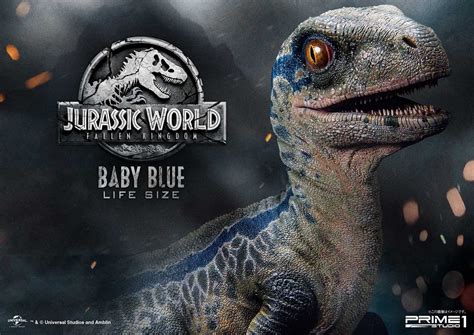 Jurassic World Dominion Blue And Beta 110 Art Scale Deluxe Limited Edition Statue