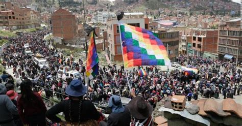 Vivanco informó que human rights watch recibió denuncias sobre 36 muertes en colombia. ¿Primavera Latinoamericana? 2019, un año de protestas en la región | APEX-Venezuela