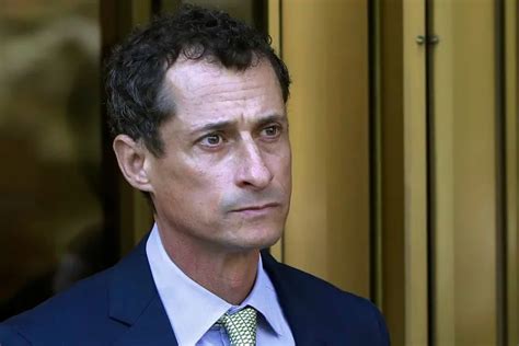 Ex Rep Anthony Weiner Ordered To Register As Sex Offender