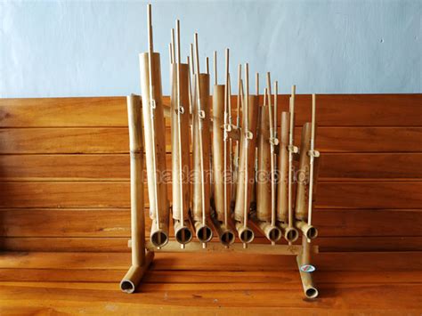 Alat musik tradisional jawa barat (pasundan) these pictures of this page are about:gambar alat musik jawa barat. Distributor Alat Musik Tradisional Angklung Jawa Barat • Madaniah™