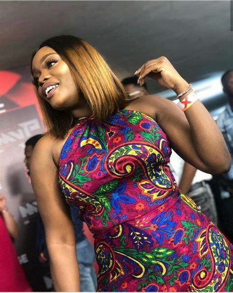 Singer And Actress Bisola Aiyeola Wows In Floral Jumpsuit To Soundcity