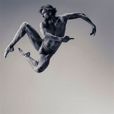 Quand Un Sculpteur Fait Des Photos De Danseurs En Mouvement Vadim Stein