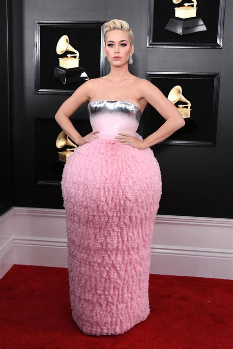 Stunning Red Carpet Photos From The 61st Grammy Awards