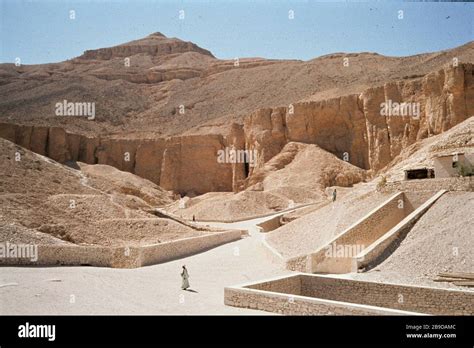 Entrance Tomb Tutankhamun In Valley Hi Res Stock Photography And Images