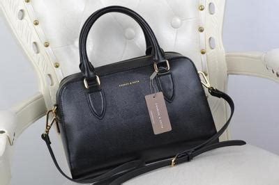 Singaporean label charles & keith launched in 1996, specialising in shoes, and has since expanded to jewellery, sunglasses and handbags. 2015 Charles & Keith shoulder bag messenger bag handbag ...