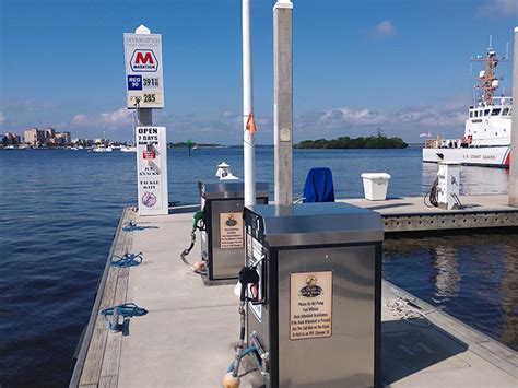 Fuel Dock Dicks Bait And Tackle Diversified Yacht Service