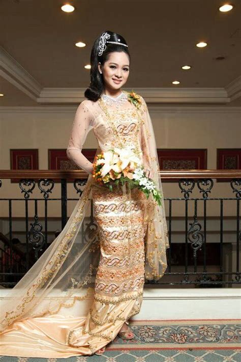 Myanmar Wedding Dress Traditional Wedding Dresses Tra