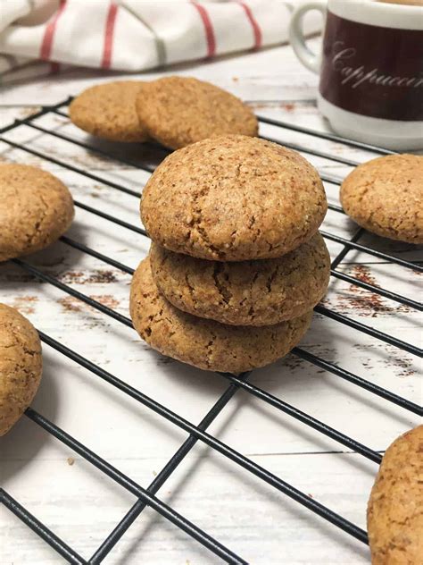 How to make almond flour cookies paleo? Vegan Almond Flour Cookies - This Healthy Kitchen