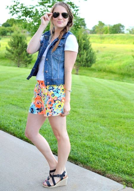 Awesome Outfits With Denim Vests To Try This Summer Styleoholic