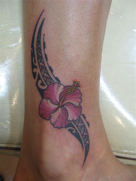 Pretty Polynesian Tribal With Hibiscus By Tommy At Mid Pacific Tattoo In Lahaina Tribal Flower