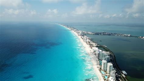 Best Time To Visit Cancun Climate Chart And Table