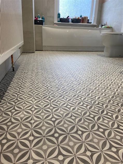 A Stunning Victorian Style Tile Effect Vinyl The Perfect Way To Add A