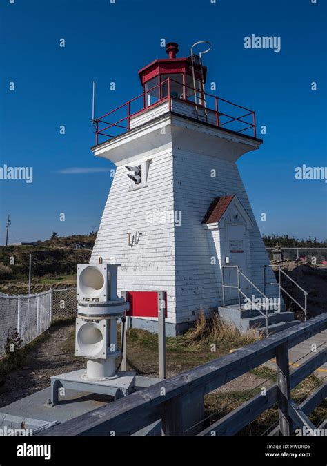 Lighthouse Cape Enrage Bay Of Fundy New Brunswick Canada Stock