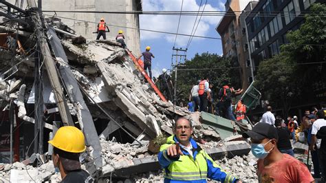 Aumenta la cifra a 119 muertos en el terremoto con magnitud 7.1 en