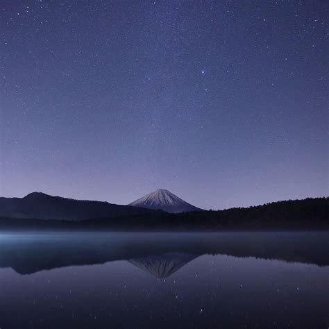 Download Wallpaper 2780x2780 Starry Sky Mountains Horizon Night Ipad