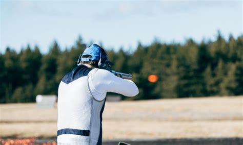 Top Tips Beginners Guide To Clay Pigeon Shooting Sportscover Direct