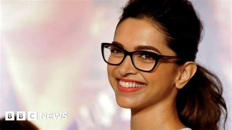 Deepika Padukone Uks Daily Mail Mocked For Failing To Recognise Star