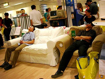 Stars, stripes, & huge savings on over 1 million items! afg-deko