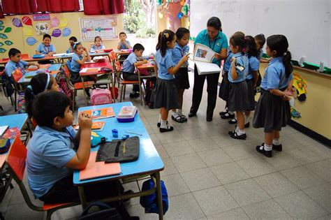 Cómo Mejorar El Nivel Educativo De Las Escuelas Públicas De El Salvador