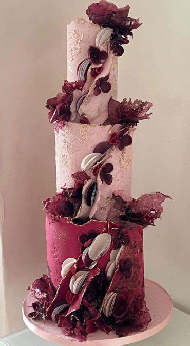 Top 50 Wedding Cake Trends 2023 Ombre Pink Concrete Cake