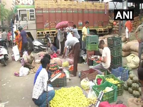 India S Retail Inflation Rises To In August On High Food Prices Times Of Oman