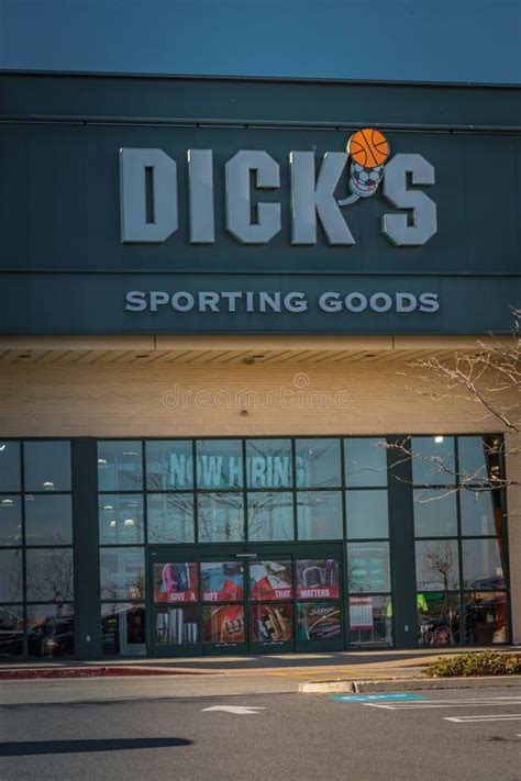 Dicks Sporting Goods Store Sign Editorial Image Image Of Editorial