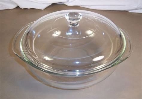 vintage pyrex clear 2 liter round casserole dish w lid 024 d 16 pyrex casserole dishes