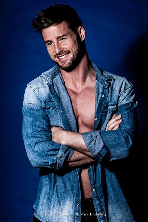 En soms is kobes verloofde sara bang voor dat. Henny Seroeyen « Male Muscleboykanan