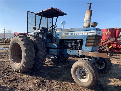 Ford Tw 10 Tractors 100 To 174 Hp For Sale Tractor Zoom