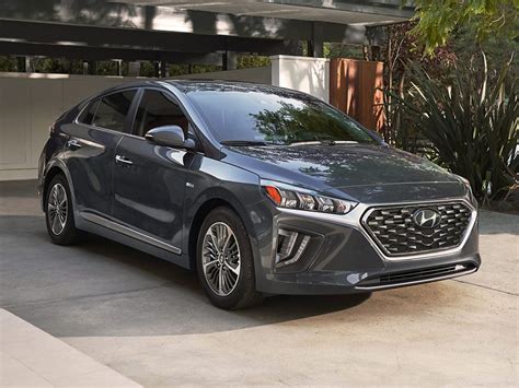 2020 Hyundai Ioniq Plug In Hybrid Deals Prices Incentives And Leases