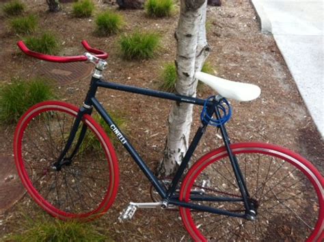 Insulting to the reader, even. Another Gem From Craigslist: Fixie Don't Care - Bikerumor