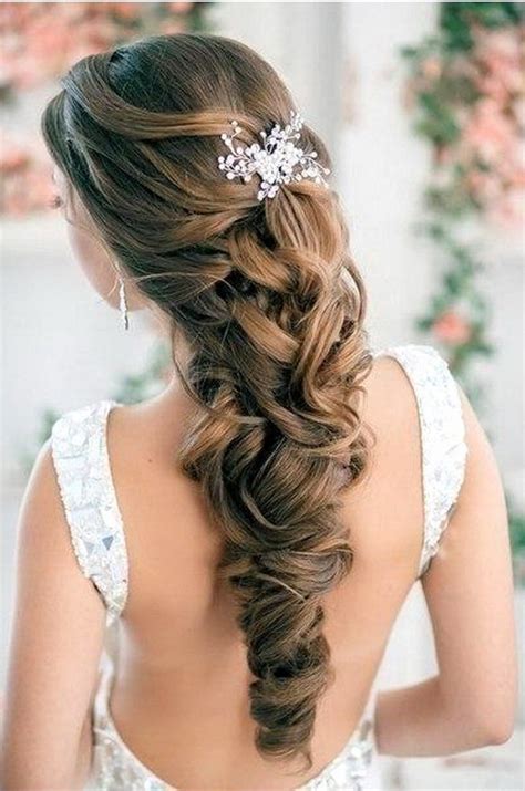 Elegant Wedding Hairstyles Half Up Half Down Tulle