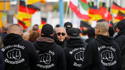 rechtsextremismus deutliche zunahme rechtsextremistischer gewalt in berlin zeit online