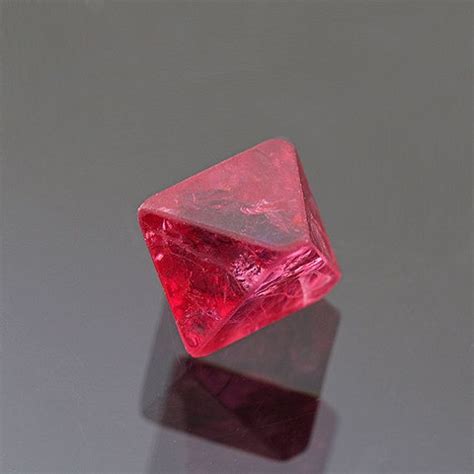 Fantastic Natural Red Spinel Crystal From Burma 351 Cts Crystals