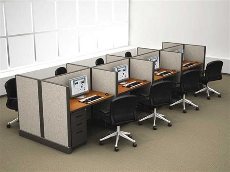 Semua jenis tata letak kantor ini cukup populer di dunia dan memiliki sejarah yang cukup panjang. Contoh Gambar Tata Ruang Kantor Tertutup - Pemburu Soal ...