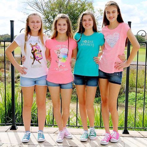 Jenna Ellie Mimi And Kaelyn Seven Super Girls Girl Sweatpants Girl Inspiration