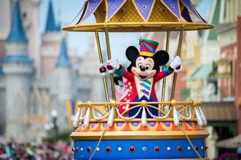Top 5 Must Ride At The Walt Disney Worlds Magic Kingdom Rjt Travel