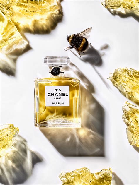 Chanel No 5 On Behance Chanel No5 Parfum Chanel Chanel Beauty Chanel