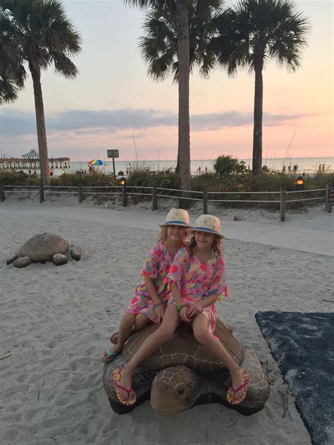 ~ Twin Time ~ Aftin And Bailee Spring Break 2017 Fort Myers Beach
