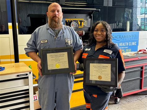 SacRT Celebrates First Female Graduate of the Bus Mechanic