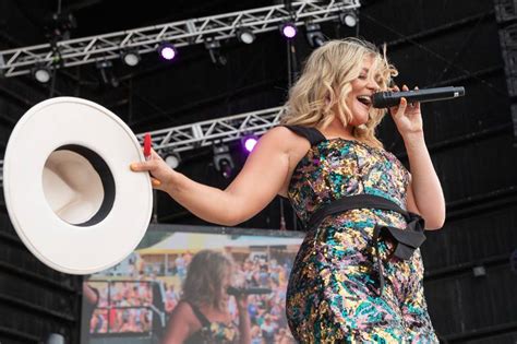 Lauren Alaina Announces She’s Engaged From The Grand Ole Opry Stage K92 3