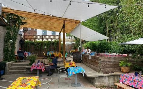 26 Awesome Outdoor Restaurants In Philly To Eat And Drink At This Spring