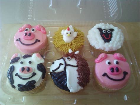 Maybe you would like to learn more about one of these? Farm animal Cupcakes! (met afbeeldingen)