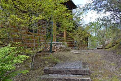 Your privacy is not disturbed, and your little slice of heaven is yours alone. Take a walk and explore the property | Log cabin rentals ...
