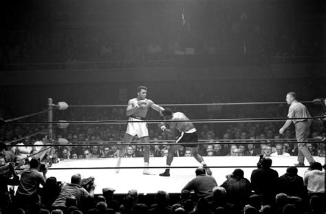 Der schwergewichtsweltmeister und berühmteste boxer aller zeiten, muhammad ali, starb im alter von 74 jahren. Muhammad Ali ist am Freitag im Alter von 74 Jahren ...