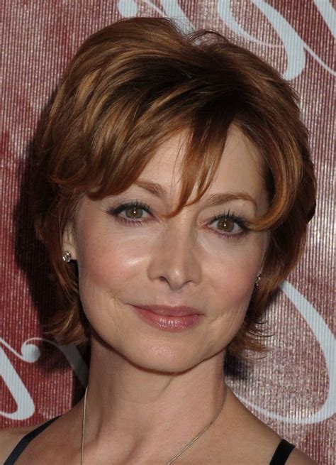 Classy And Simple Short Hairstyles For Older Women